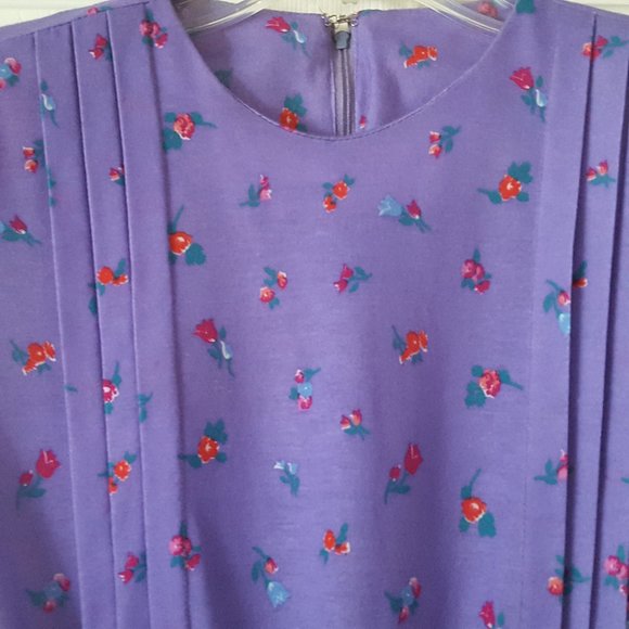 Vintage Cap-Sleeve Dress - Picture 2 of 15